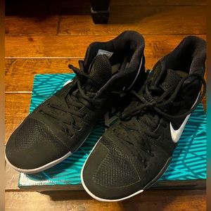 Nike Kyrie 3